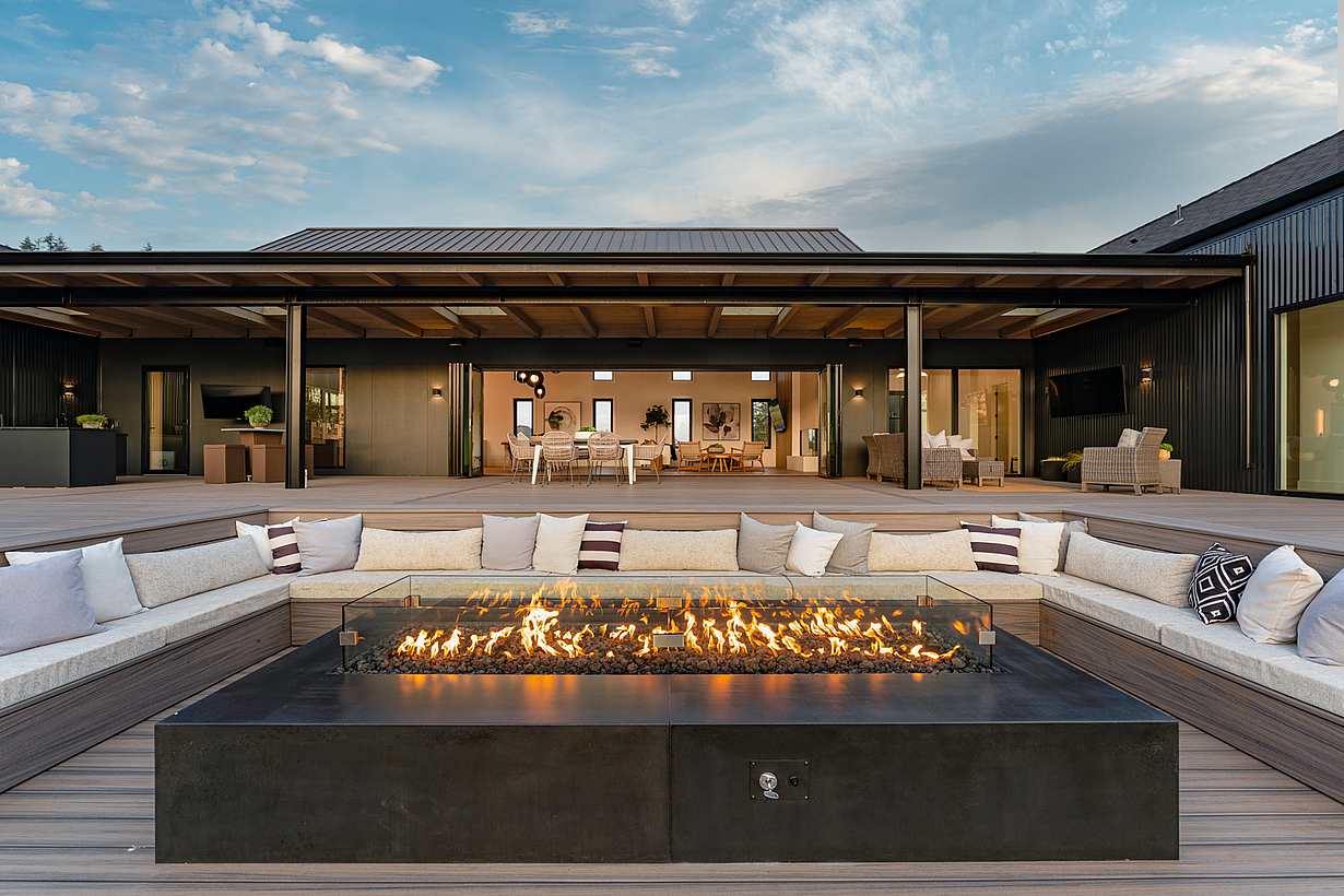 retractable glass wall systems