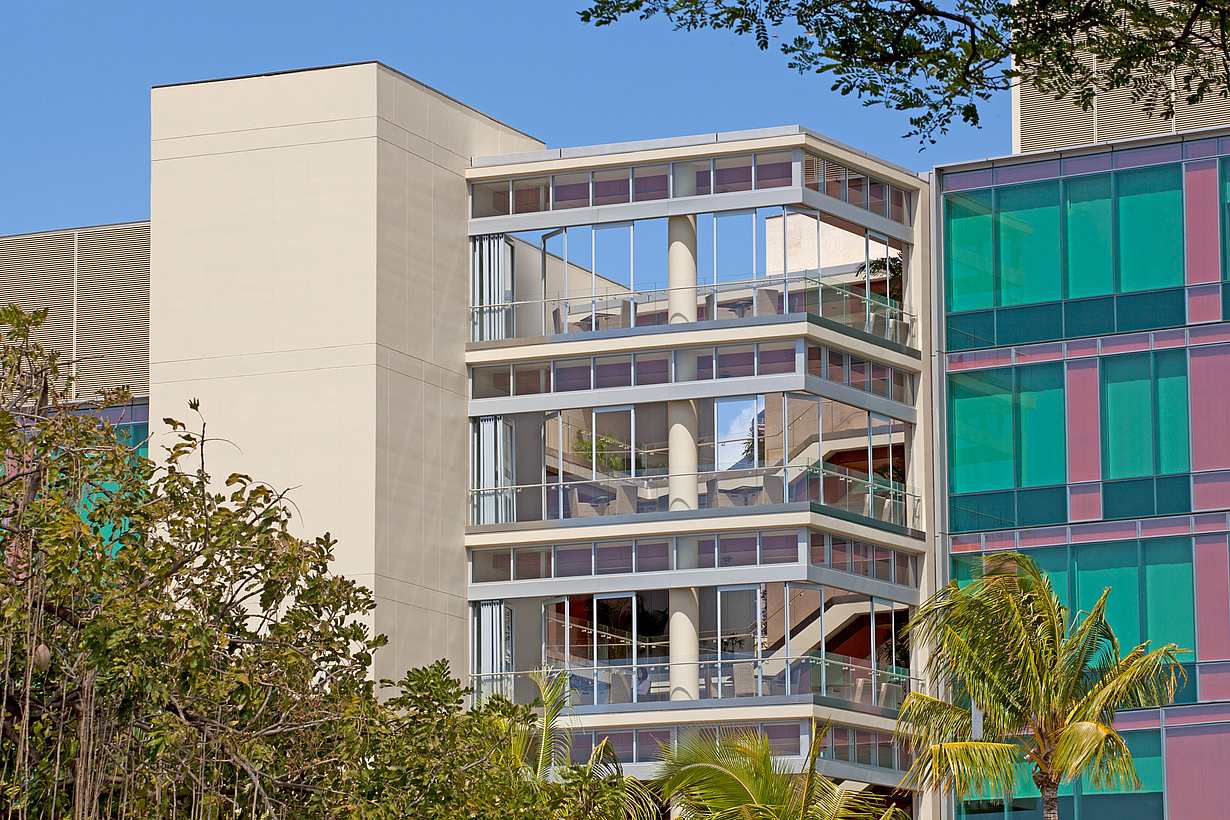 single track stacking exterior retractable glass walls