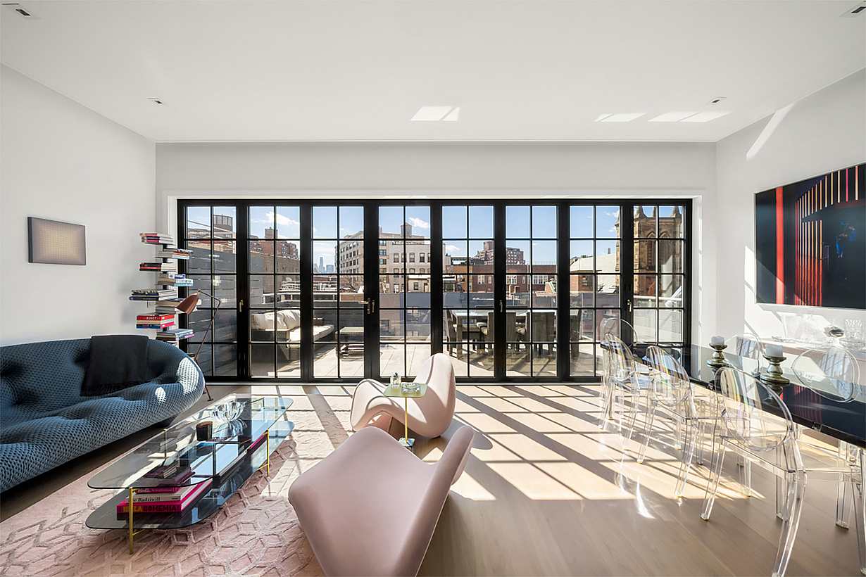 Penthouse with Steel Effect Folding Glass Walls