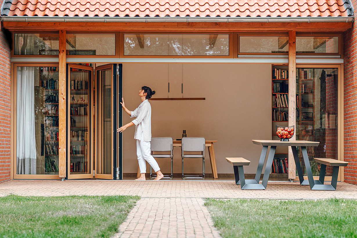 NanaWall opening glass doors