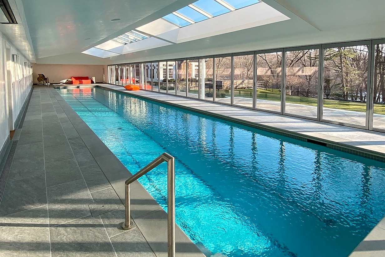 opening glass door systems around pool