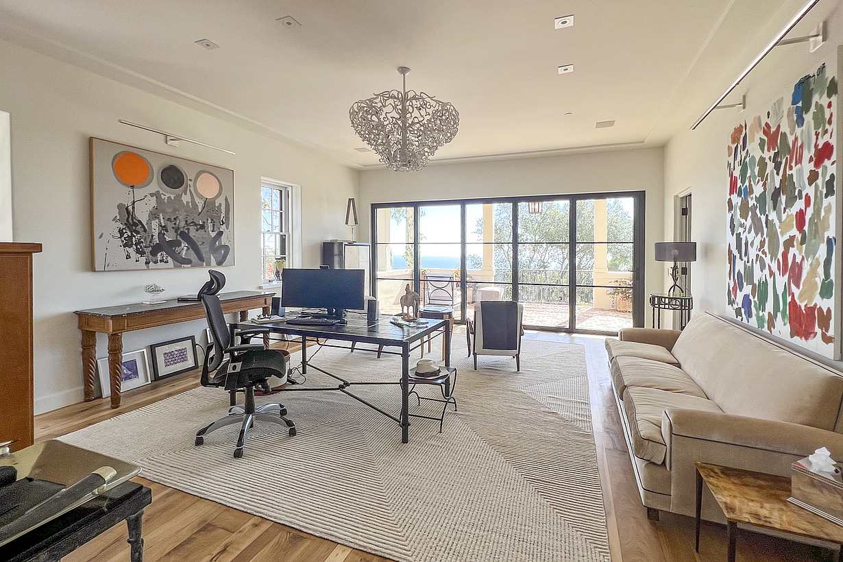 Increase property value with customized accordion glass doors