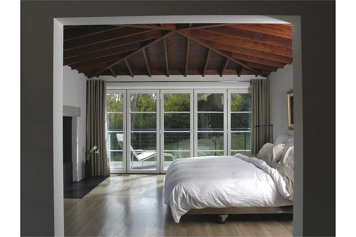 NanaWall aluminum framed folding system