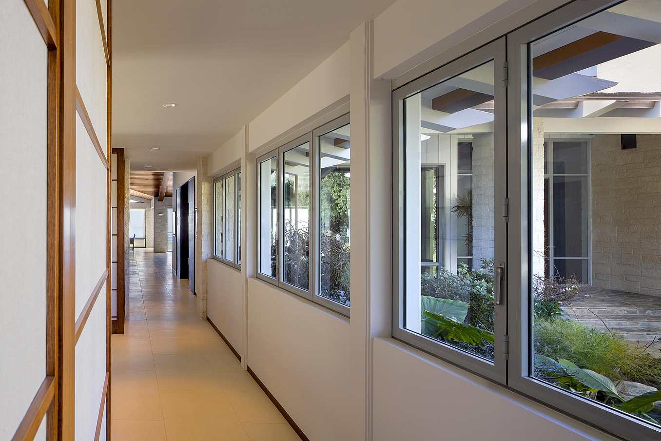 NanaWall SL45 Closed Folding Window - Daylight view