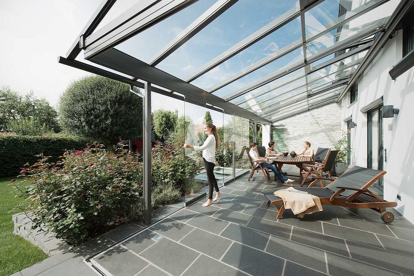 SL25 All-glass sliding doors