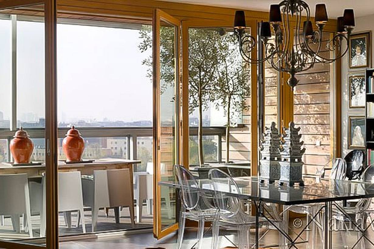Double Skin Façades in multifamily building for energy efficiency and fresh air