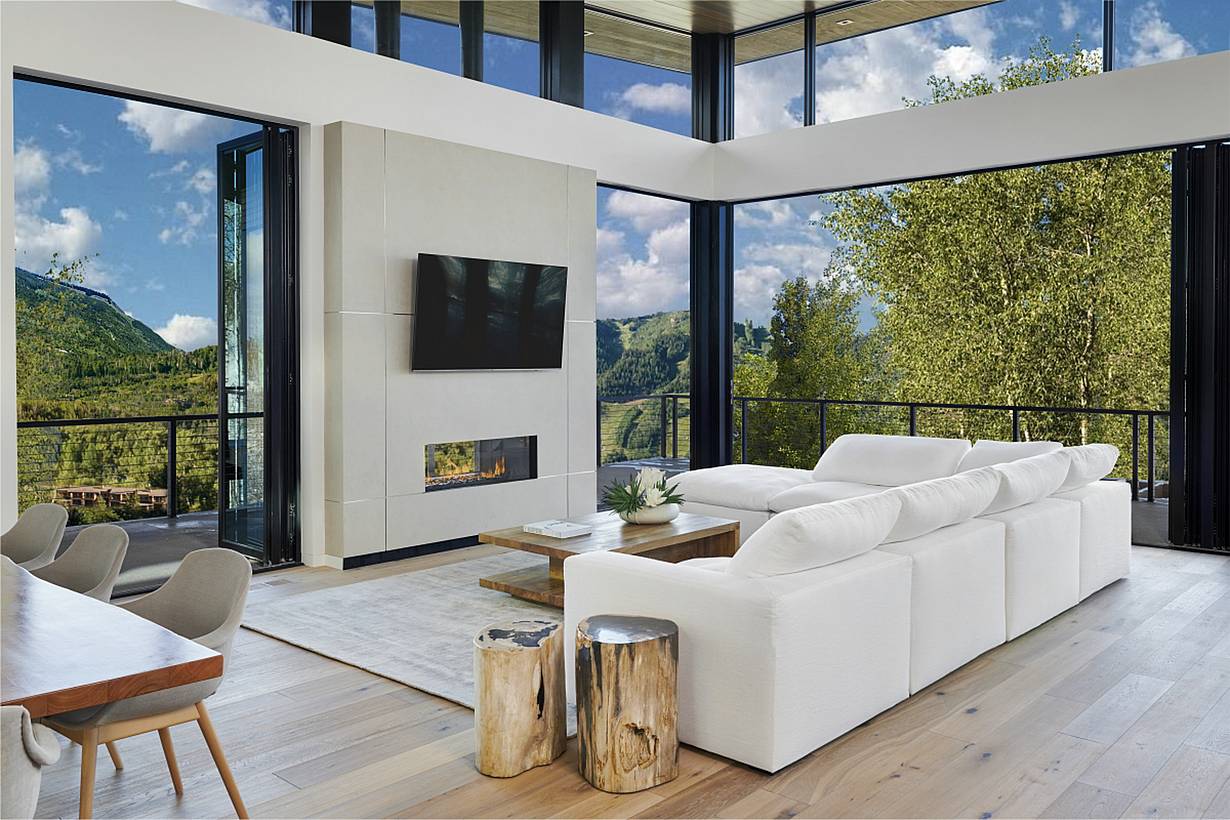 retractable galss walls improve ROI
