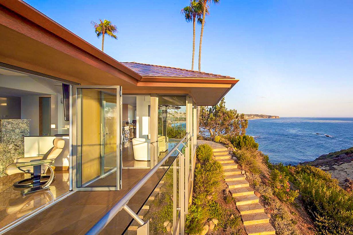 residential glass walls in oceanfront home