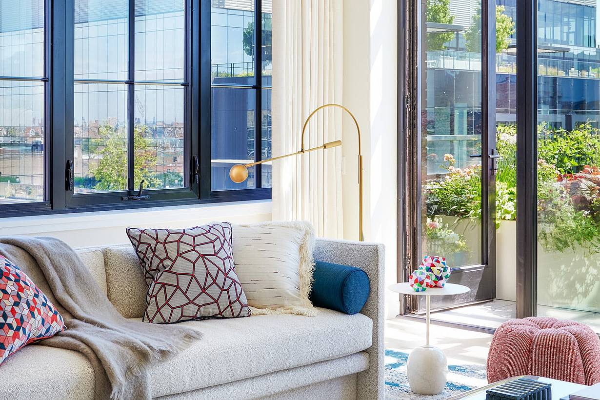NanaWall accordion glass walls with swing panel