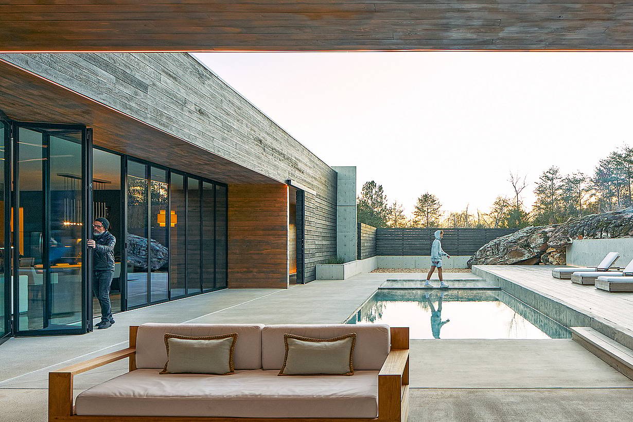 moveable glass walls