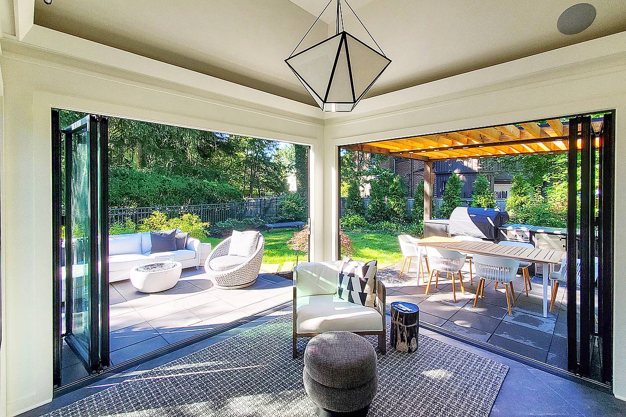 aluminum framed retractable patio doors