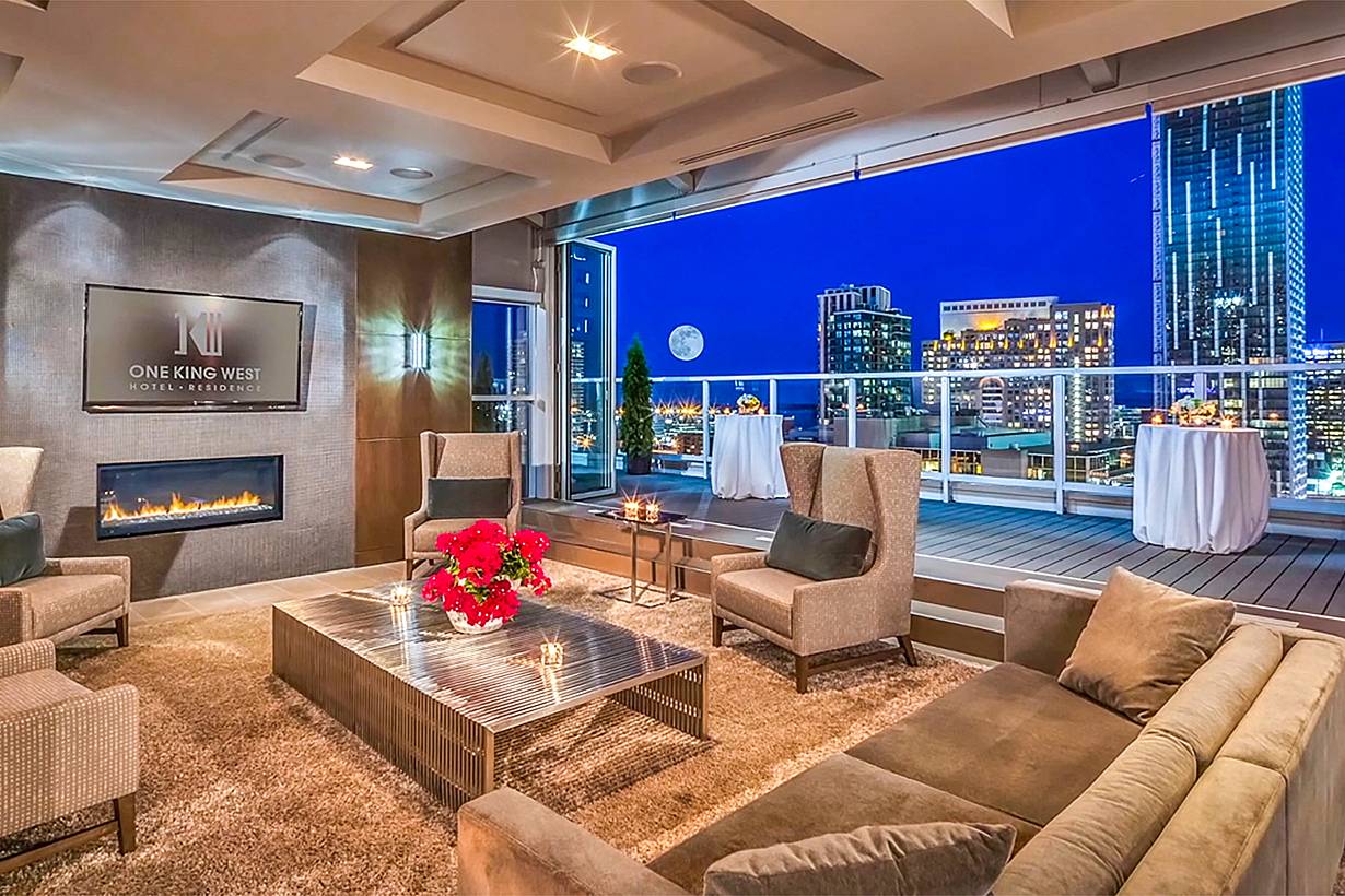 accordion glass walls
