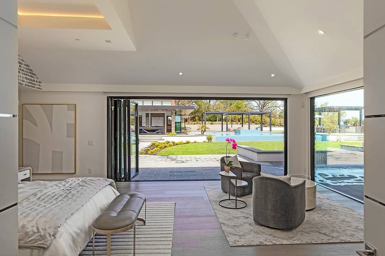 NanaWall folding glass walls
