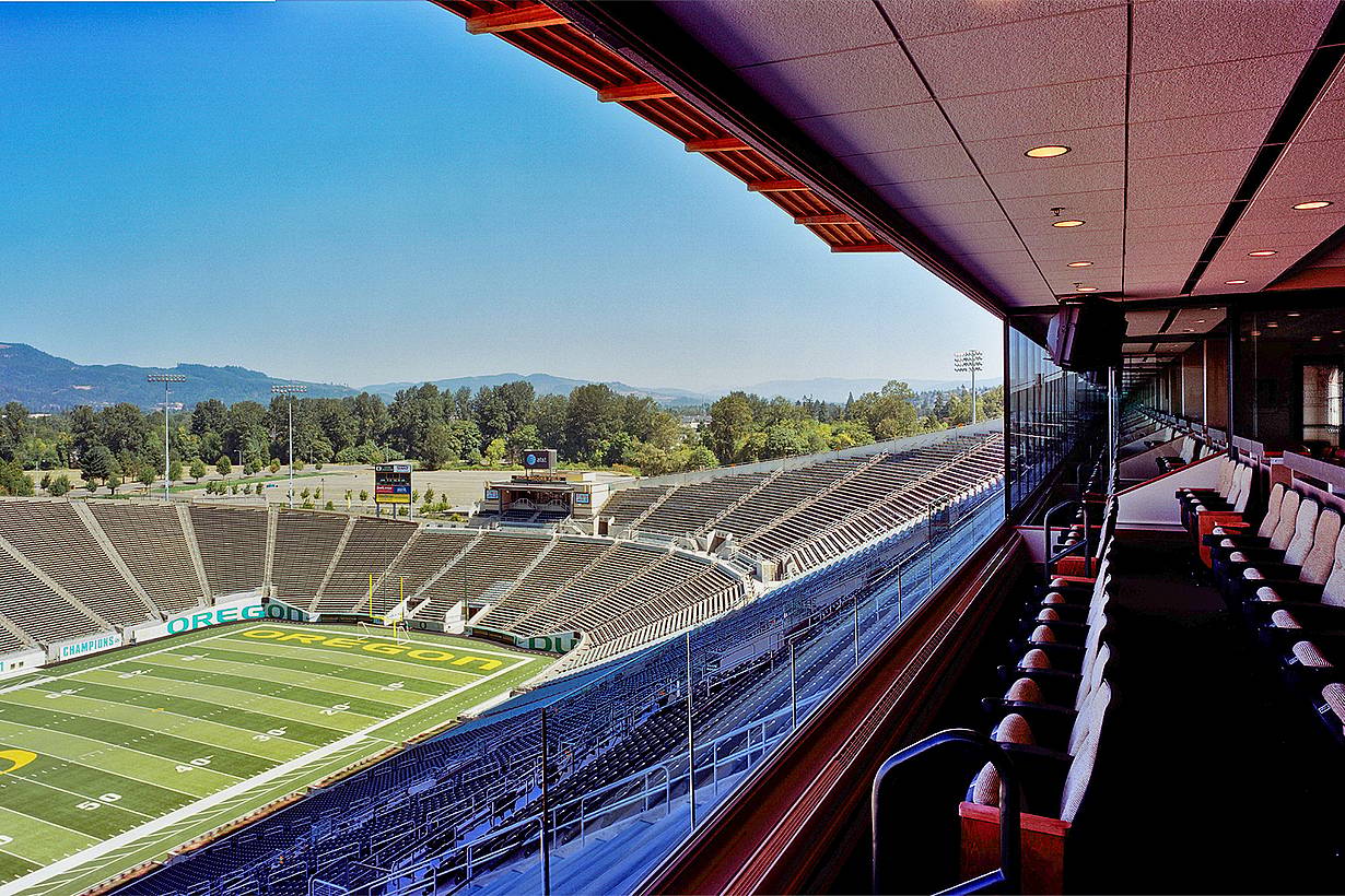 U of O Autzen stadium stacking glass wall systems
