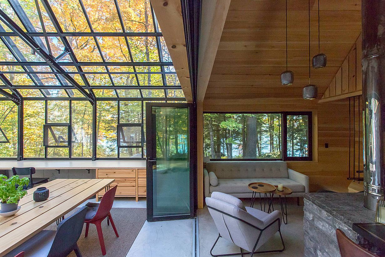 Innovative bifolding doors in cottage design