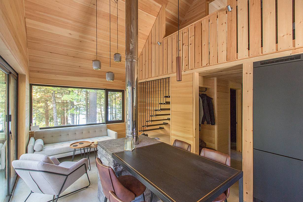 Interior with bifolding glass system