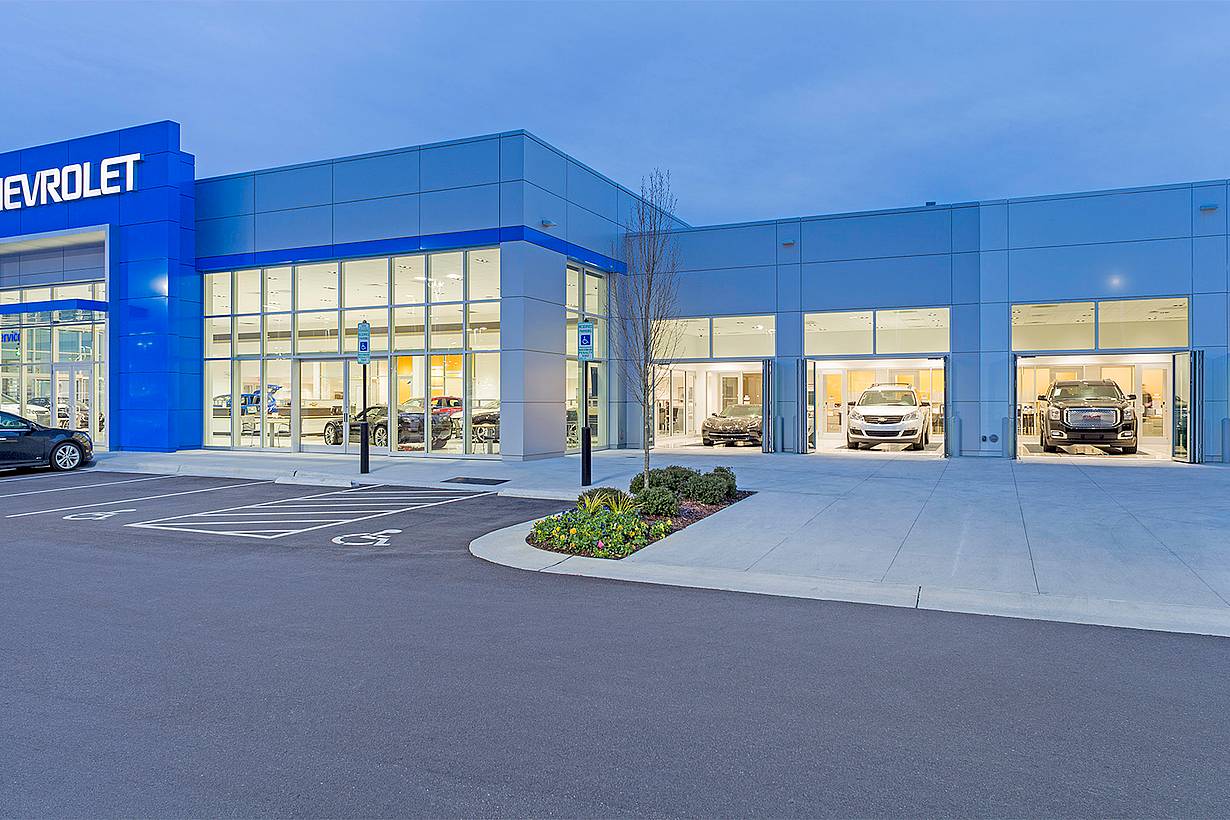 NanaWall commercial folding glass door