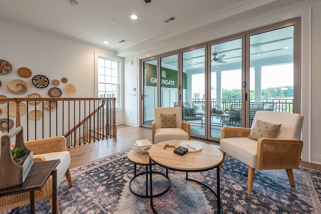 opening glass doors for builders
