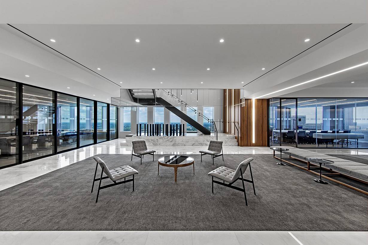 Workspace flexibility with sliding glass wall