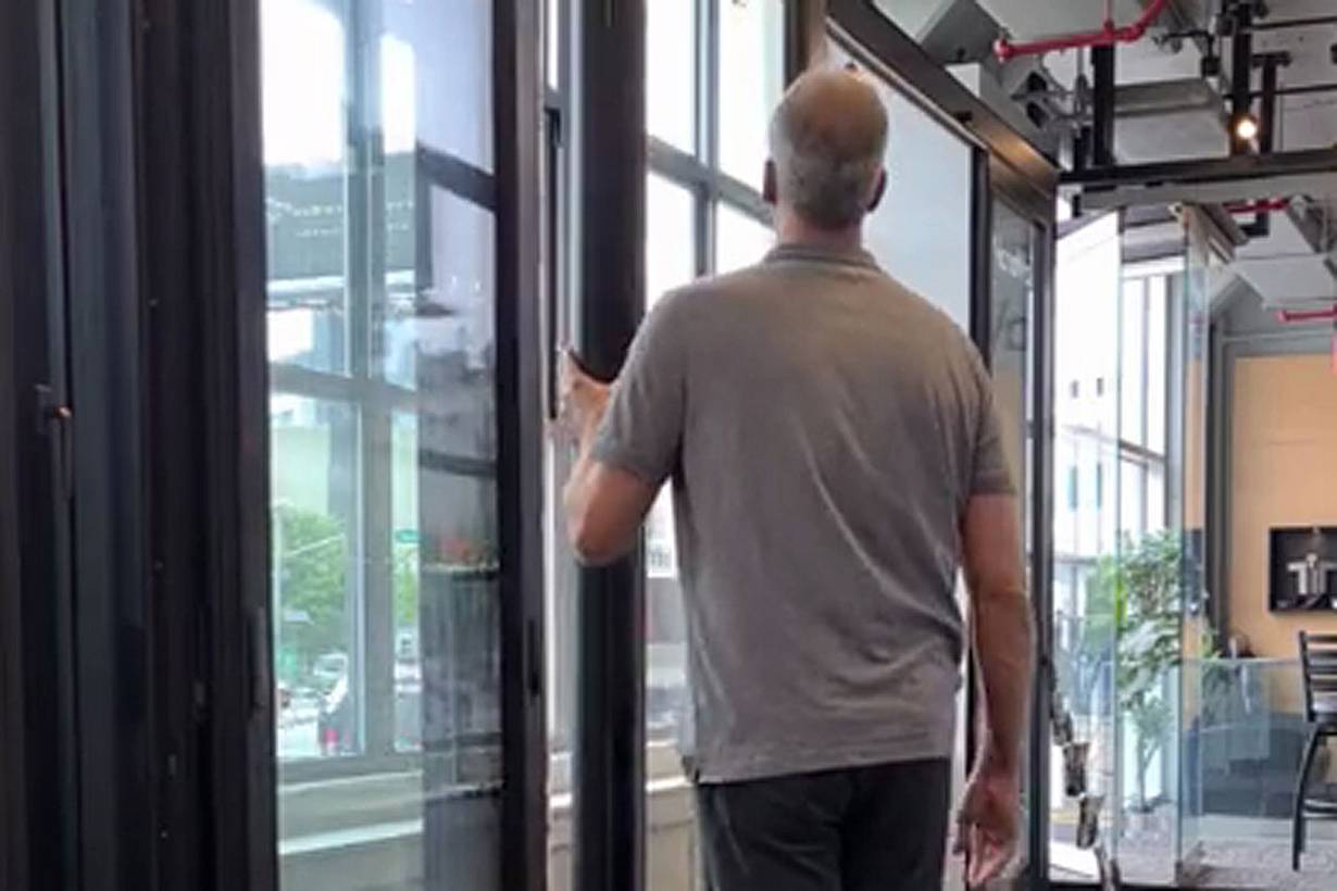 NanaWall HSW60 with ISP Closing | Operational Video