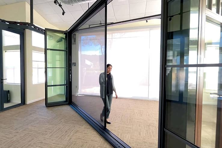 Folding glass doors screen options