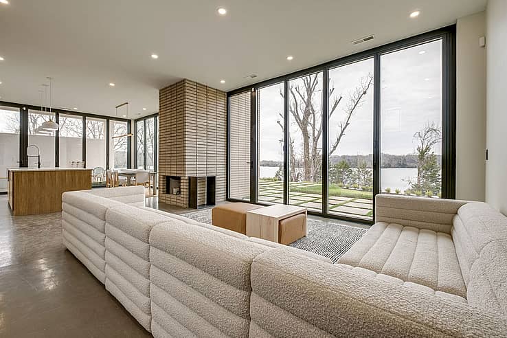 Residential waterfront glass walls