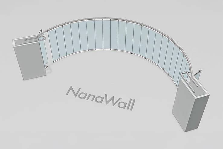 NanaWall segmented configuration: glass wall panels follow a curved radius, maintaining a continuous layout