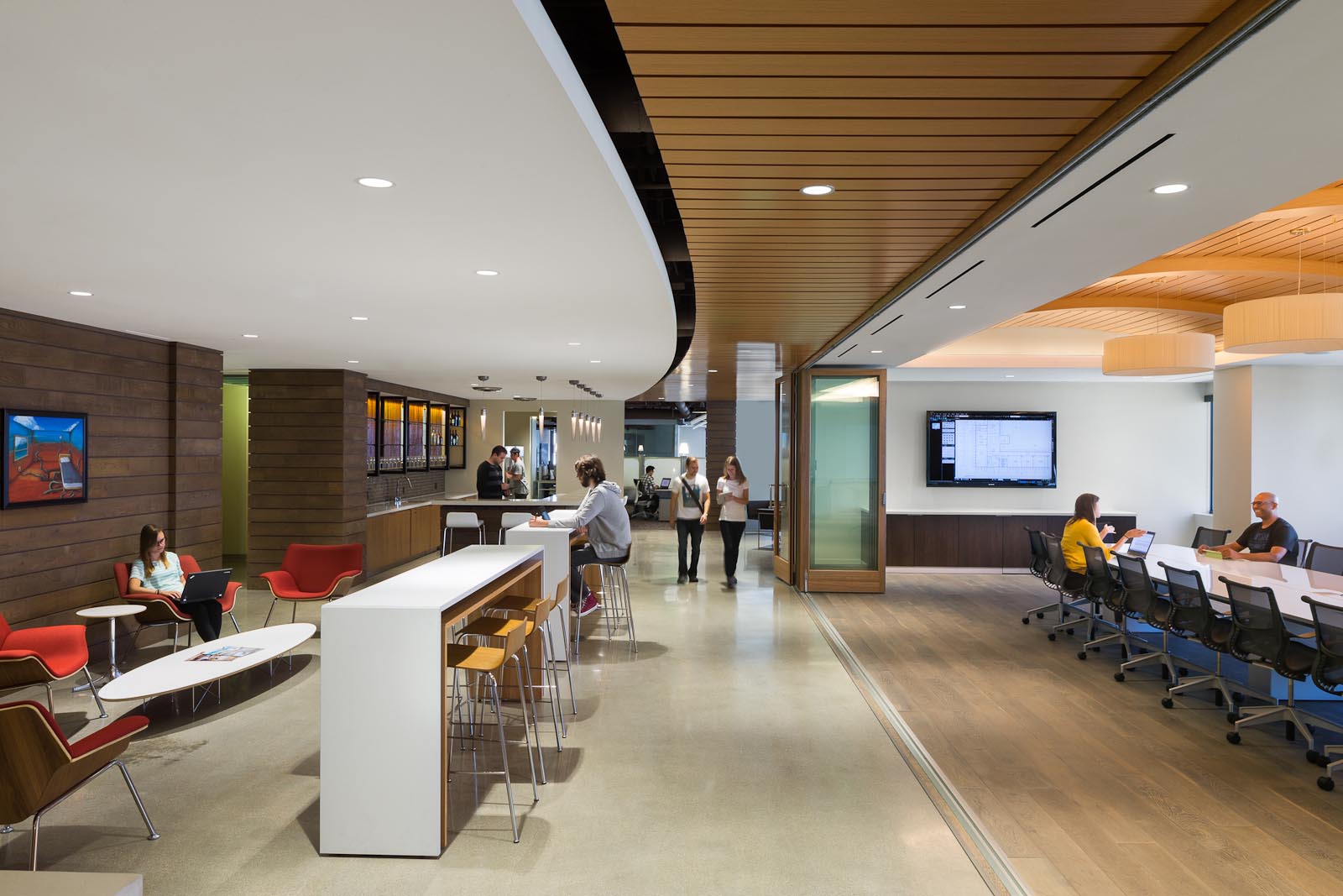 Commercial Interiors Trend Enhances Collaboration And Productivity
