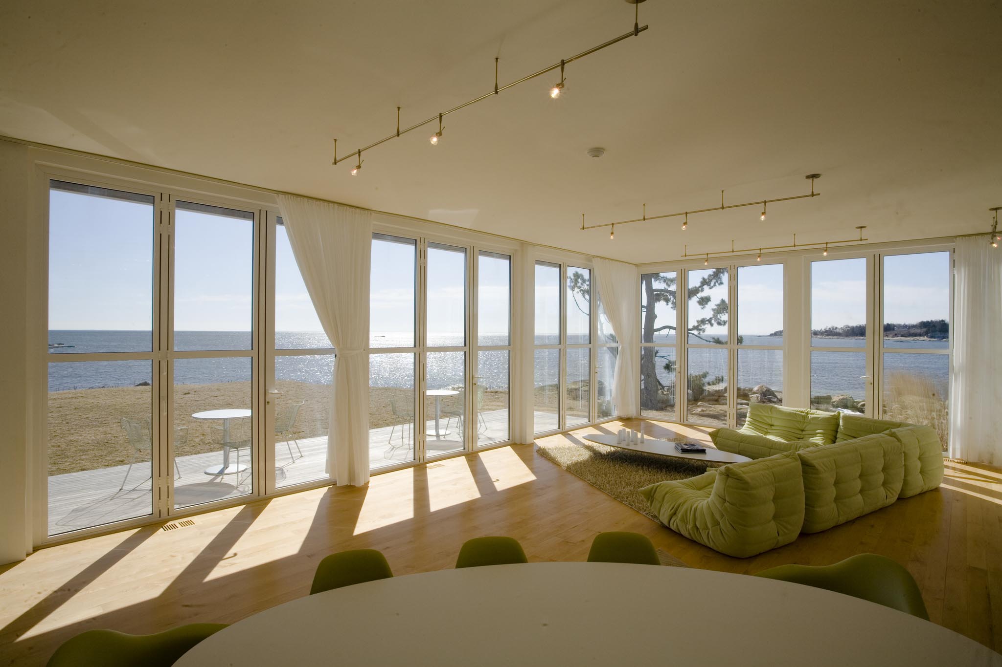 Mulberry Point House NanaWall