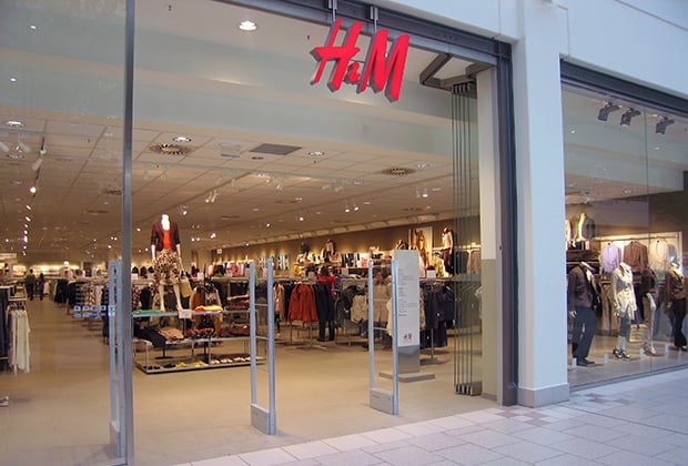 H&M with NanaWall HSW75